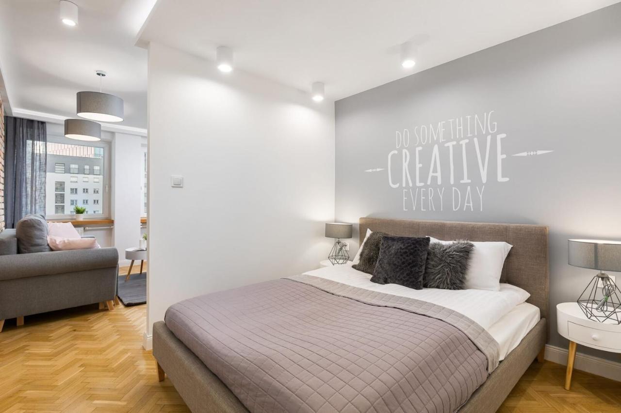 Rent Like Home - Zlota 65 II Varsó Kültér fotó